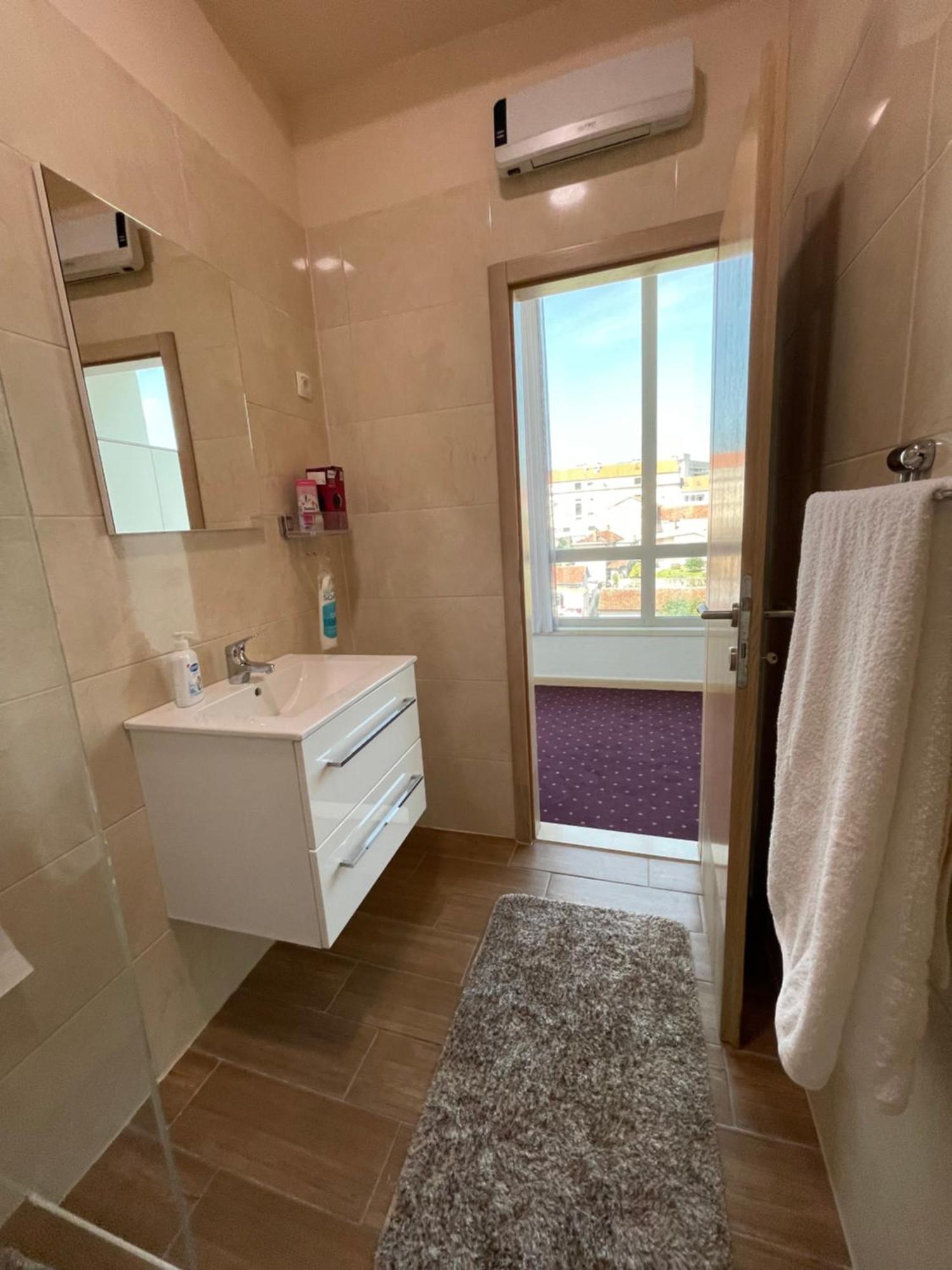 Lux Apartments Μόσταρ Εξωτερικό φωτογραφία